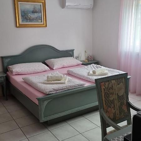 A U R O R A Hotel Cadenazzo Bagian luar foto