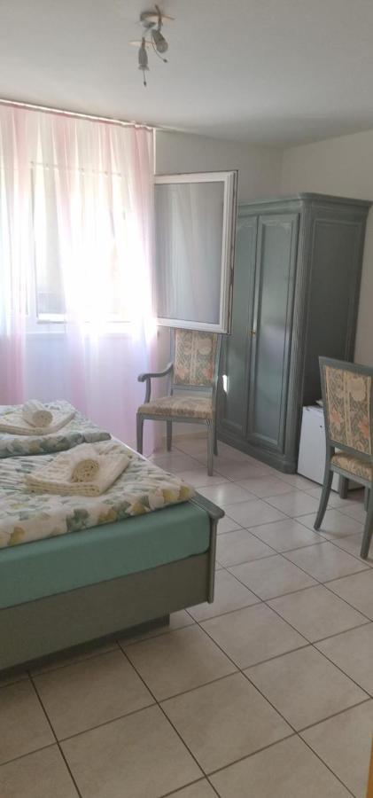 A U R O R A Hotel Cadenazzo Bagian luar foto